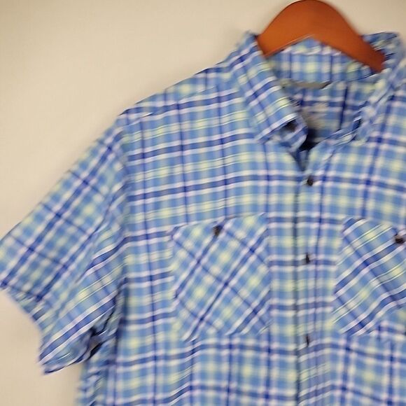 Under Armour Shirt Mens Large UA Chesapeake Plaid Vented Fishing Hiking Travel - Picture 2 of 9
